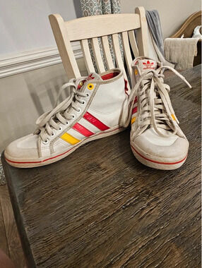 Women's size 7.5 Adidas Honey Stripes Mid High Top White Red Yellow Sneakers